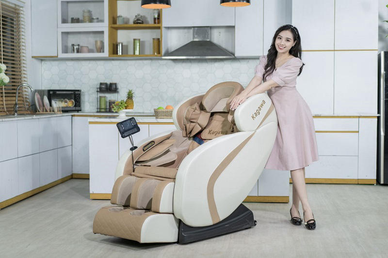 Ghế massage hồng ngoại giúp dân văn phòng giảm đau lưng, mỏi mệt