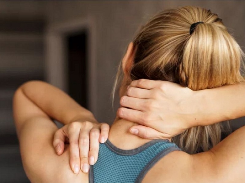 Ngồi ghế massage không đúng cách có thể gây đau nhức cơ bắp